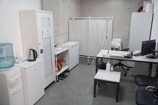 Turnkey solutions for infirmary rooms and doctor's rooms.